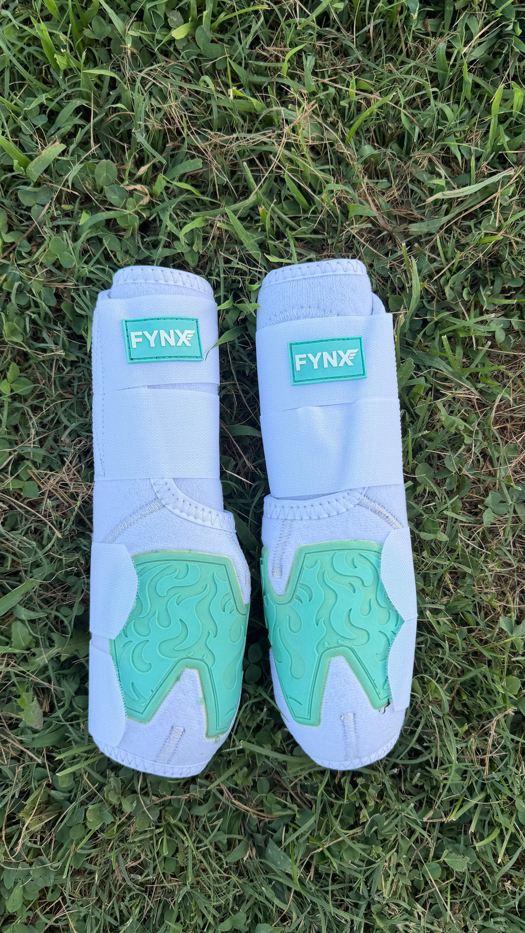FYNX™ Splint Boots (White with Turquoise)