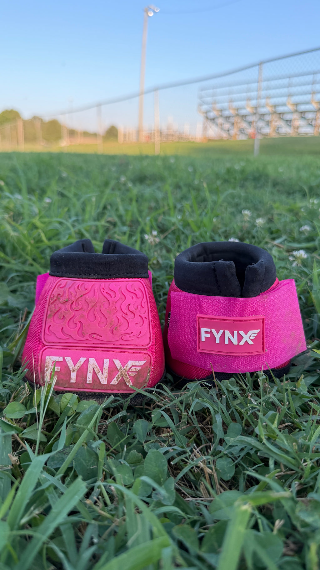 FYNX™ Bell Boots - Hot Pink